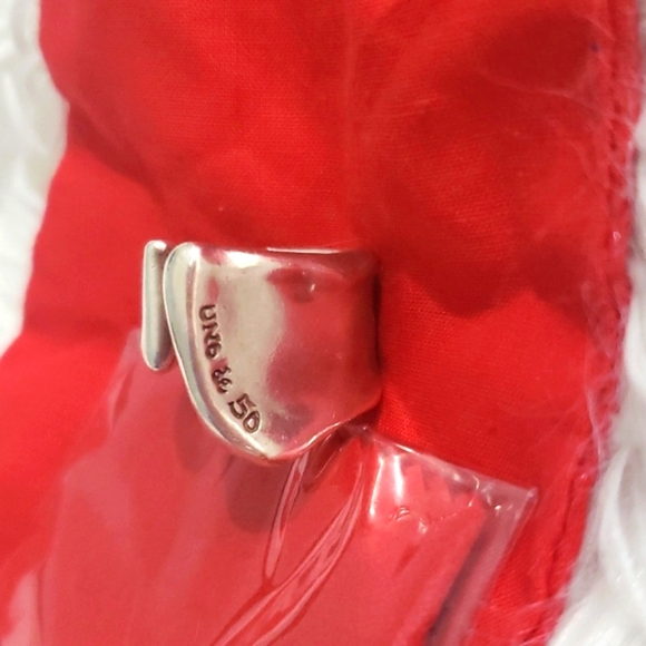 💥SALE💥Uno de 50 ring *AUTHENTIC* Sz 8.5 - Picture 2 of 5